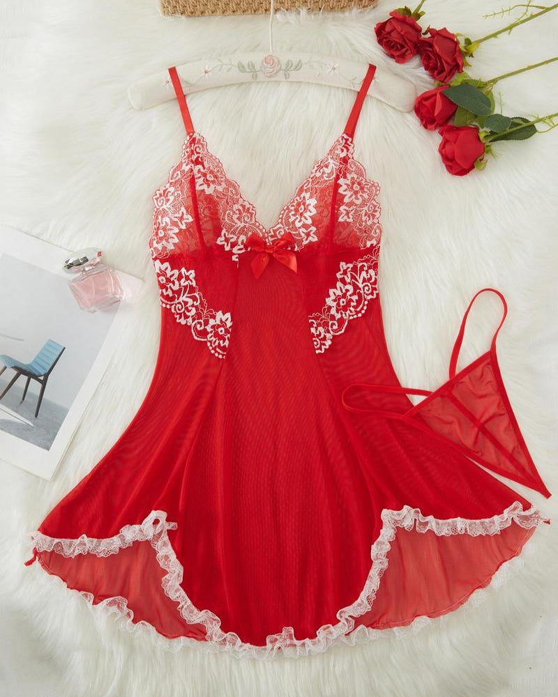 Sexy Camisón de Tirantes con Escote Profundo en V, Encaje de Contraste, Malla y Adorno de Lazo (Con Tanga)