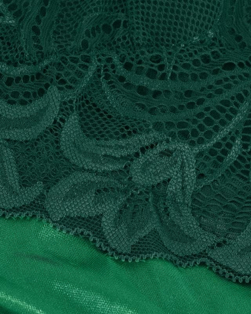 Camisón sin espalda con tanga de satén de encaje sexy para mujer con cuello en V y tirantes ajustables