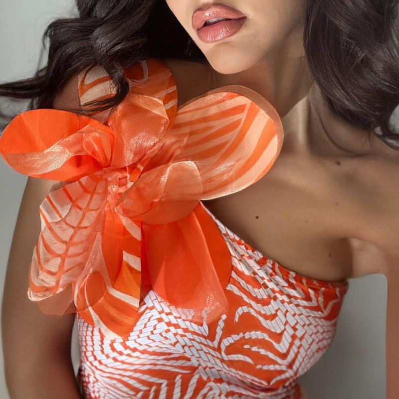 Traje de baño de una pieza impreso en 3D con falda