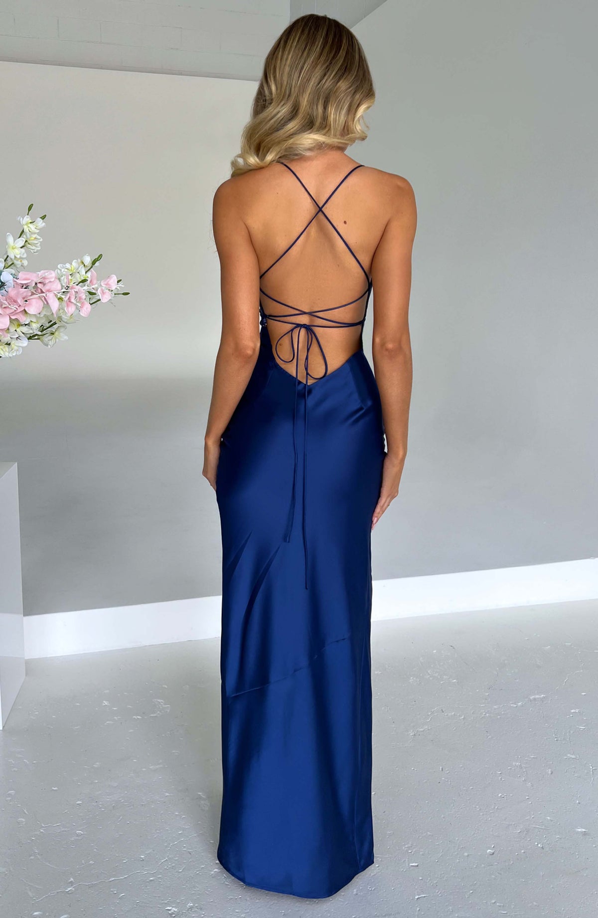 Vestido Misha Satén Backless