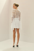 Vestido Corto de Encaje con Elástico en la Cintura y Mangas Amplias - Aira Off-White